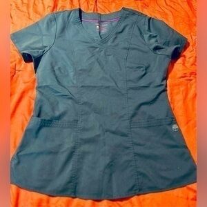 Green scrub top, size L